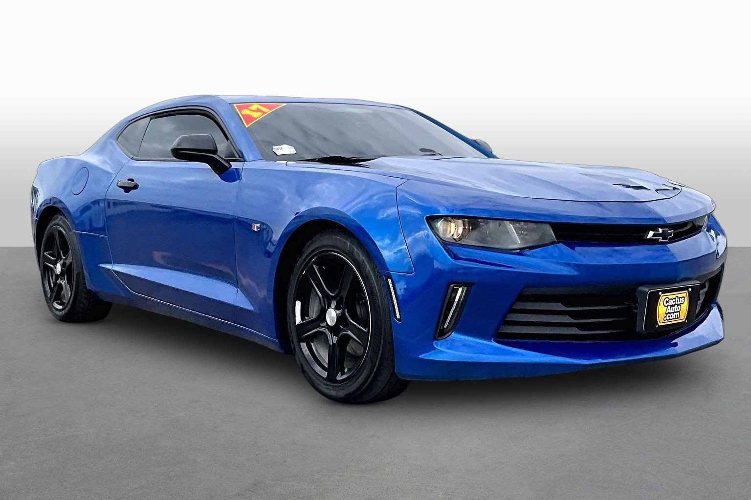 Used 2017 Chevrolet Camaro LS RWD image 10