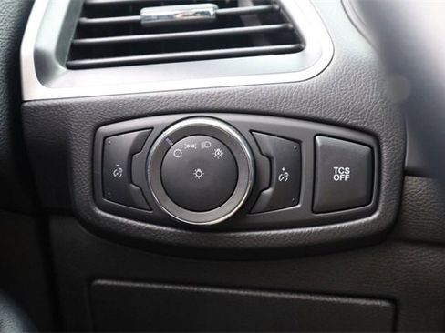 Certified 2024 Ford Edge SEL image 17