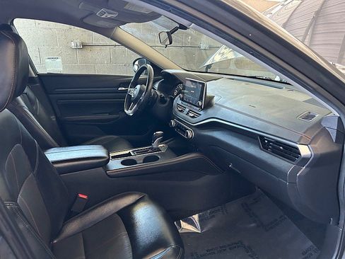 Used 2019 Nissan Altima 2.5 SR FWD image 20