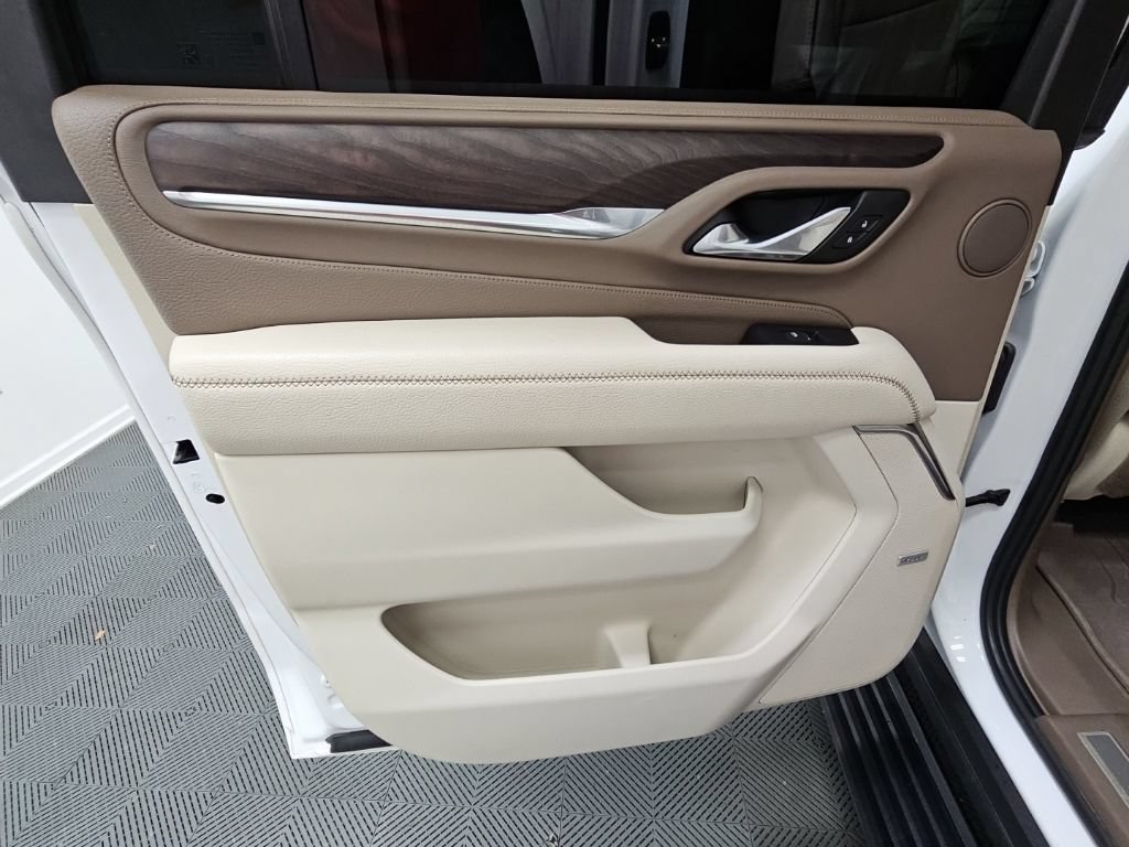Certified 2023 GMC Yukon XL Denali w/ Denali Reserve Package RWD image 38