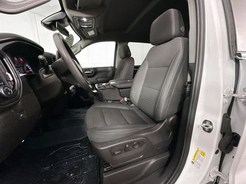 Used 2024 Chevrolet Silverado 1500 Custom image 11