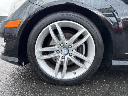Used 2012 Mercedes-Benz C 300 4MATIC Sedan image 2