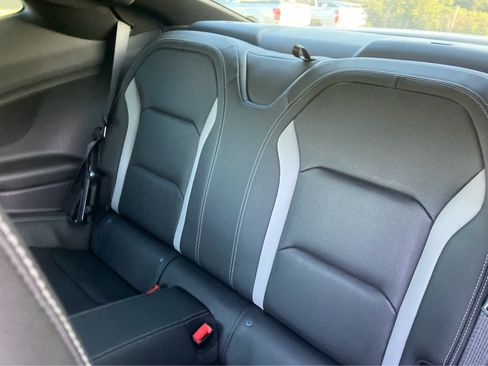 Used 2023 Chevrolet Camaro SS RWD image 8