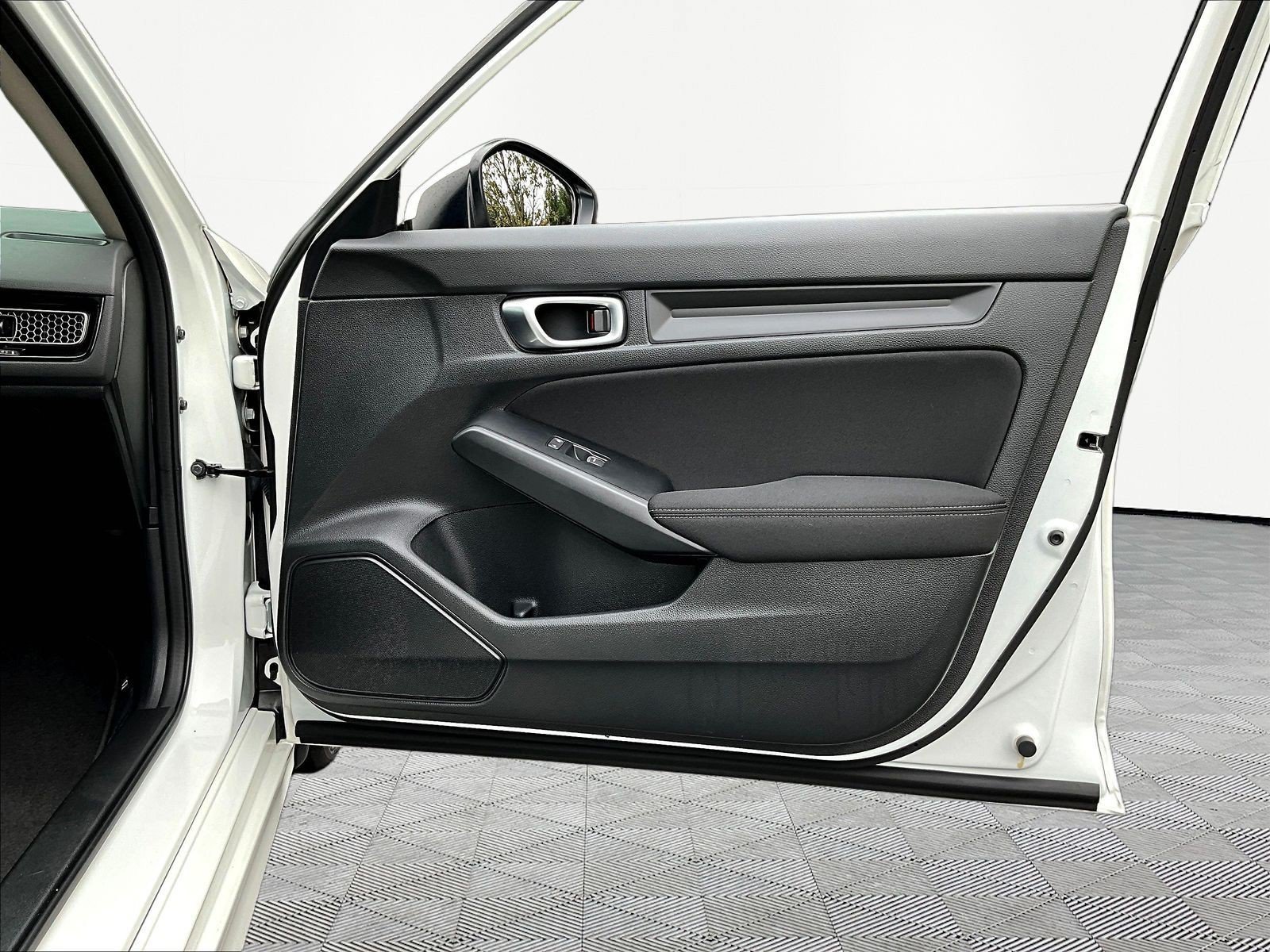 Used 2024 Honda Civic LX image 27