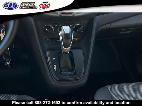 Used 2017 Ford Transit Connect XL image 15
