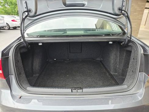 Used 2017 Volkswagen Jetta SE FWD image 9