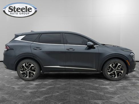 Used 2024 Kia Sportage EX image 6
