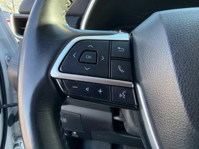 Used 2023 Toyota Highlander XSE AWD/4WD image 14