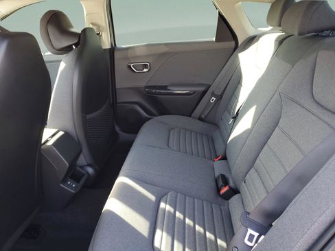 New 2025 Kia K4 EX FWD image 28