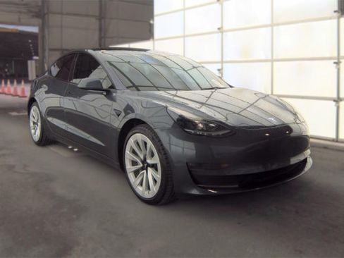 Used 2023 Tesla Model 3 Long Range AWD/4WD image 3