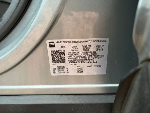 Used 2025 Chevrolet Equinox LT image 28