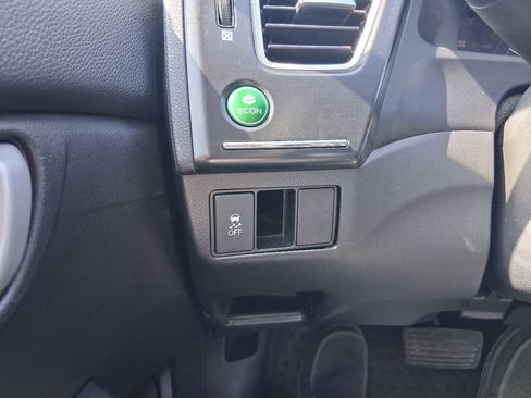 Used 2015 Honda Civic SE image 31