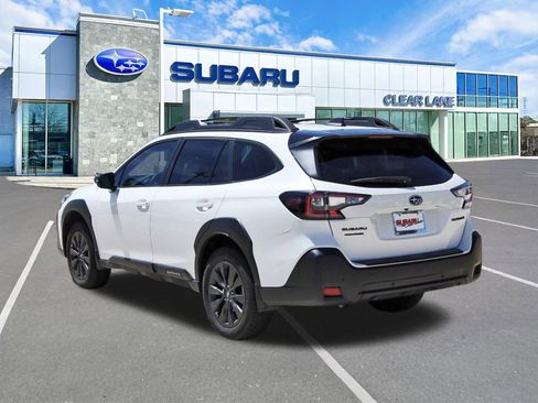 Certified 2025 Subaru Outback Onyx Edition AWD/4WD image 4