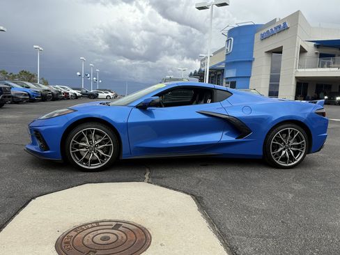Used 2024 Chevrolet Corvette Stingray Preferred Cpe w/ Z51 Performance Package RWD image 8