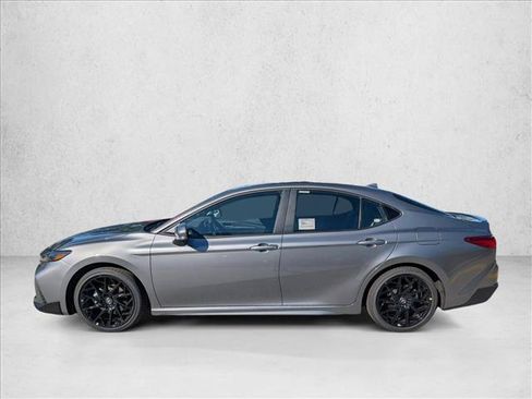 New 2026 Toyota Camry SE FWD image 5
