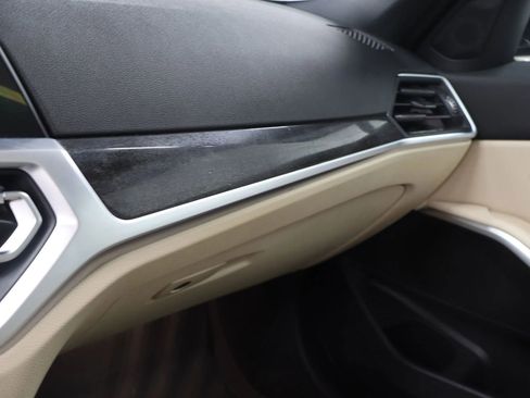 Used 2020 BMW 330i xDrive Sedan w/ Convenience Package image 21