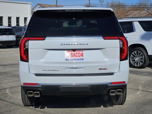 New 2026 GMC Yukon Denali w/ Sun & Power Step Package image 4