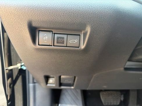 Used 2026 Toyota RAV4 XSE AWD/4WD image 27