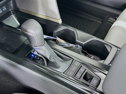 New 2026 Toyota Camry SE image 17