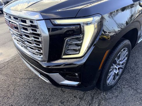 New 2026 GMC Yukon Denali w/ Denali Reserve Package image 11