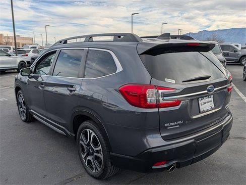 Used 2023 Subaru Ascent Limited w/ Technology Package image 4
