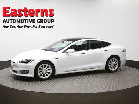 Used 2018 Tesla Model S 75D image 56