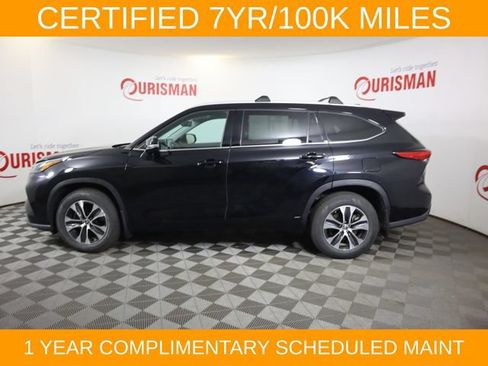 Used 2022 Toyota Highlander XLE AWD/4WD image 14
