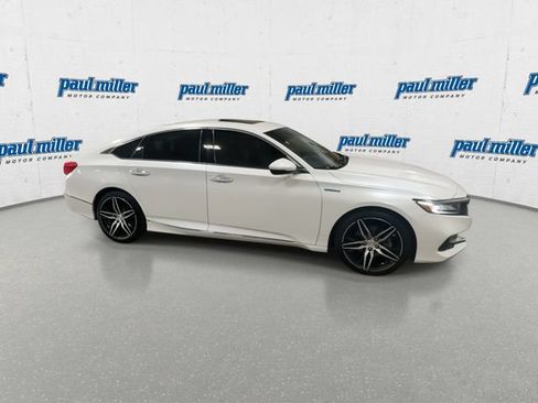 Used 2022 Honda Accord Touring image 12