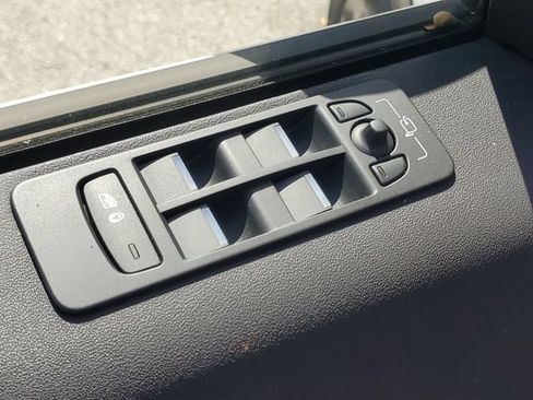 Certified 2025 Land Rover Discovery Sport Dynamic SE AWD/4WD image 24