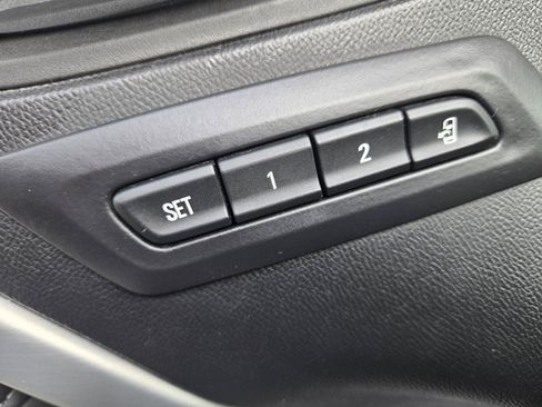 Used 2016 Chevrolet Camaro LT RWD image 12