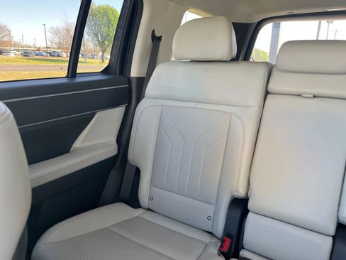 Used 2024 Hyundai Santa Fe SEL image 41