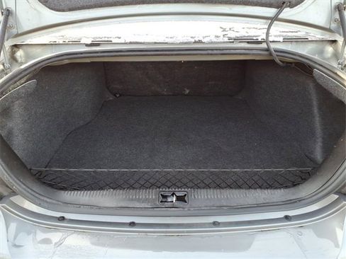 Used 2007 Buick LaCrosse CX w/ Chrome Enhancement Package image 8