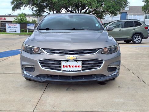 Used 2017 Chevrolet Malibu LT FWD image 20