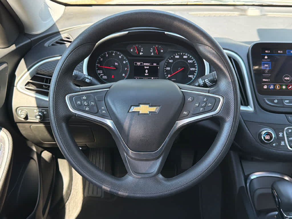Used 2023 Chevrolet Malibu LT FWD image 25