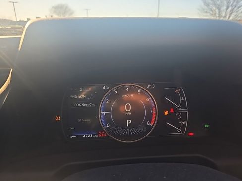 Used 2023 Lexus ES 350 w/ Premium Package image 15