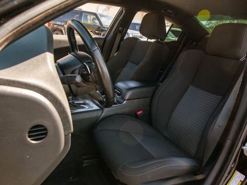 Used 2022 Dodge Charger R/T RWD image 13
