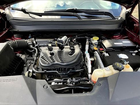 Used 2019 Jeep Cherokee Trailhawk image 31