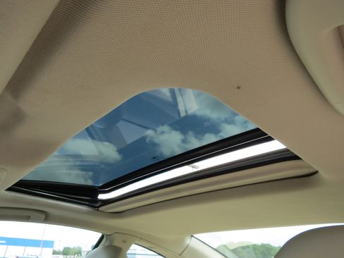 Used 2010 INFINITI G37 x w/ Premium Pkg image 27