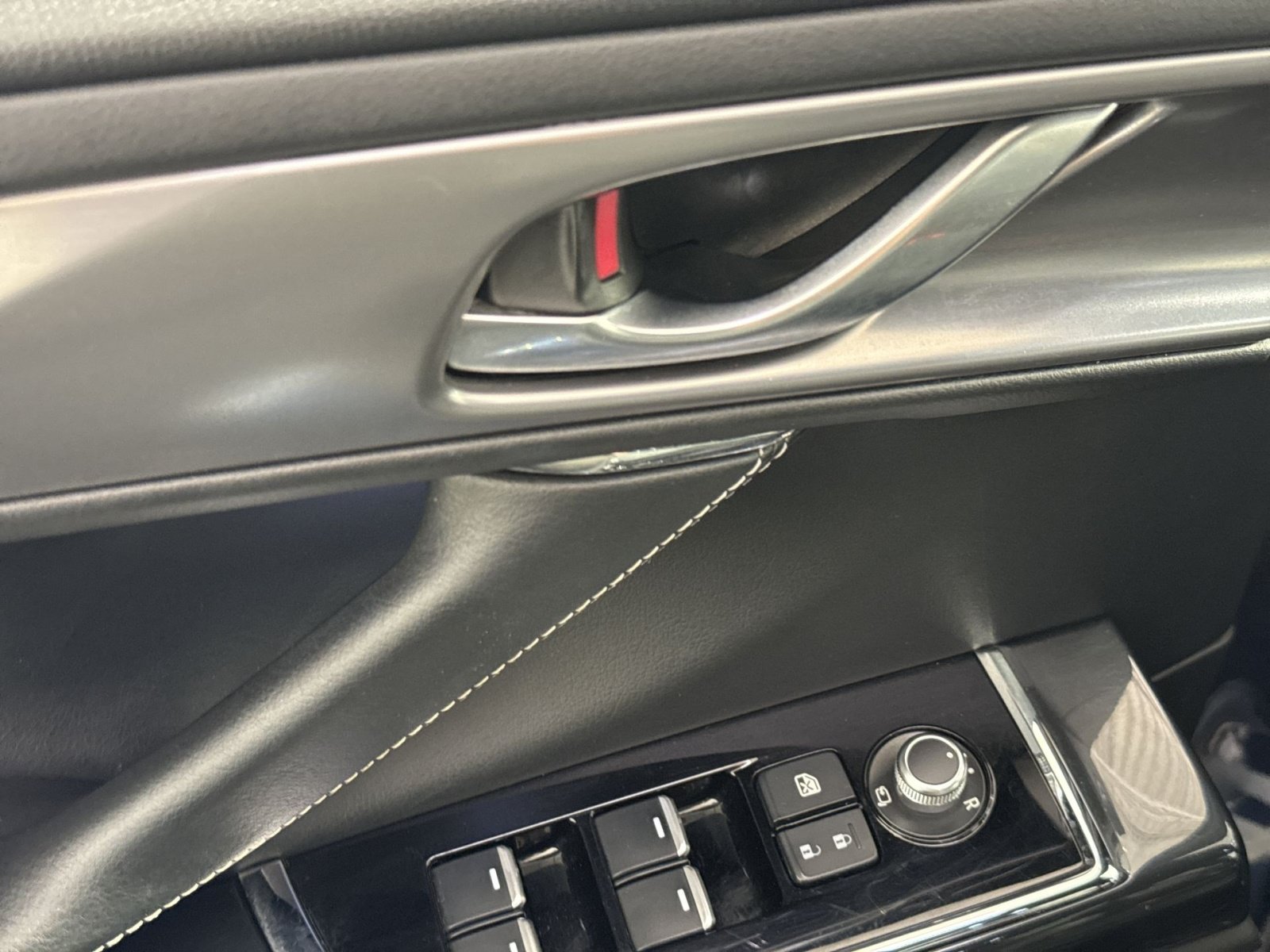 Used 2020 MAZDA CX-9 Grand Touring FWD image 16