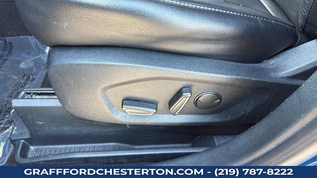Used 2020 Ford Edge Titanium w/ Equipment Group 301A AWD/4WD image 15