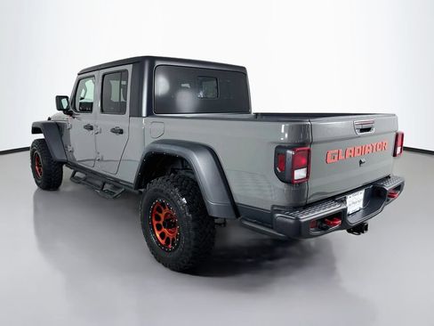 Used 2023 Jeep Gladiator Rubicon w/ Cold Weather Group AWD/4WD image 3