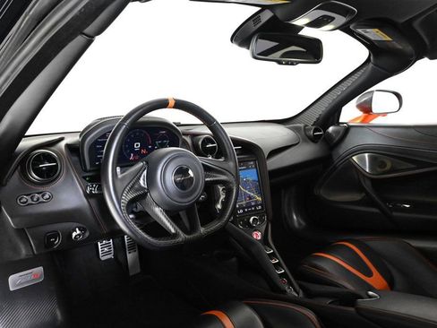 Used 2018 McLaren 720S Performance image 9