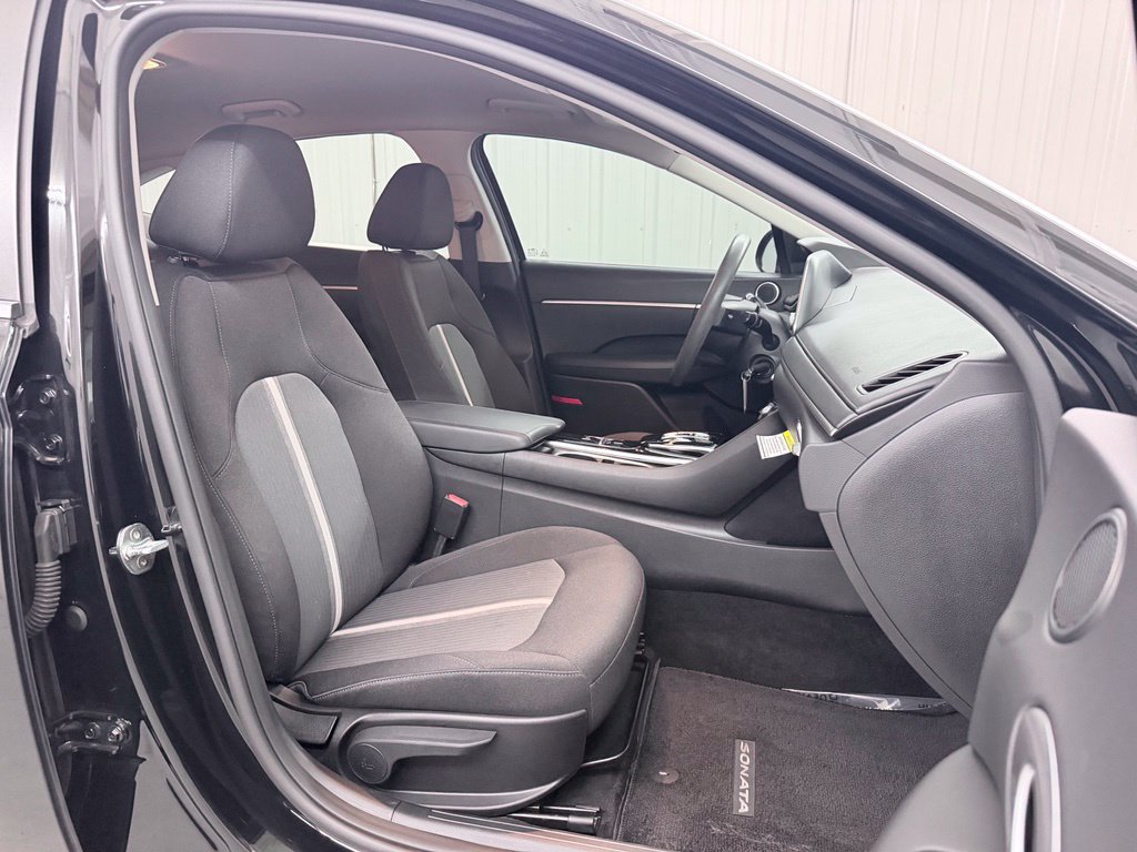 Used 2021 Hyundai Sonata SE FWD image 35