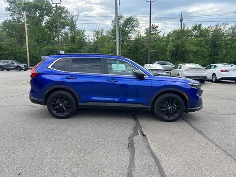 Used 2025 Honda CR-V Sport image 2