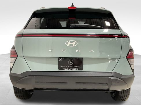 Used 2025 Hyundai Kona SEL image 6
