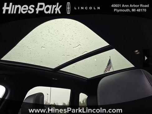 Certified 2024 Lincoln Nautilus Reserve w/ Equipment Group 202A image 28