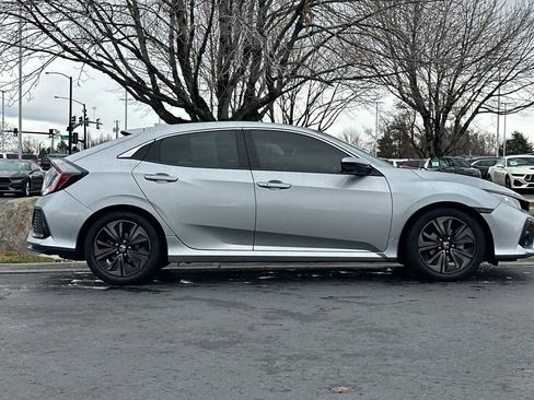 Used 2018 Honda Civic EX image 8