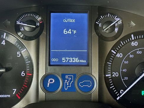 Used 2016 Lexus GX 460 w/ Premium Package AWD/4WD image 15