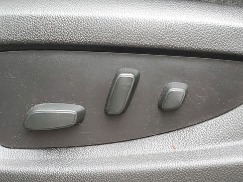 Used 2017 Chevrolet Silverado 1500 LT w/ All Star Edition image 92