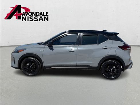 Certified 2022 Nissan Kicks SR image 3